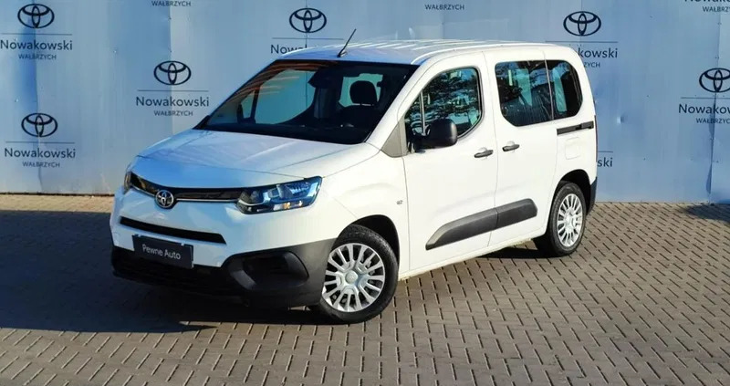 samochody osobowe Toyota Proace City Verso cena 87900 przebieg: 39764, rok produkcji 2020 z Wałbrzych